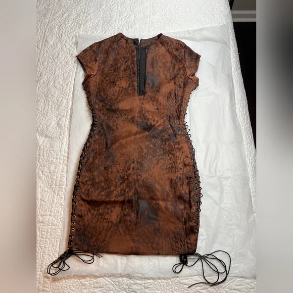 Antique Copper House of CB 'Daphne'-medium - Picture 9 of 16